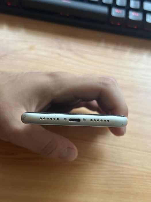 iPhone 11 100% 64GB
