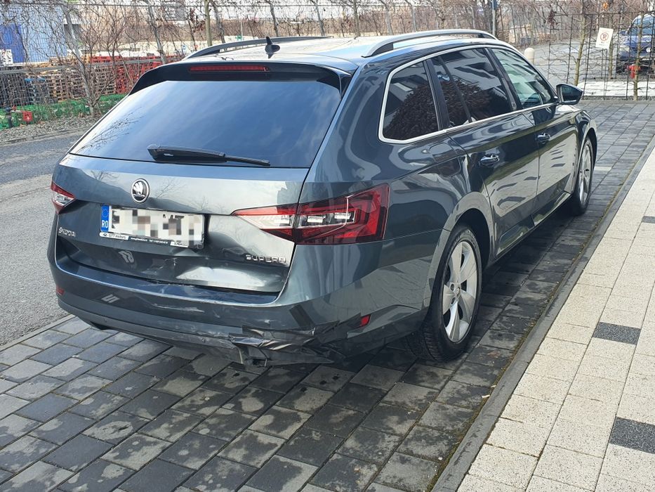 Skoda Superb 20tdi 190cp dsg 2016 145000km reali avariat