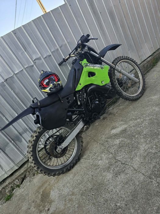Vând Kawasaki kdx power valve 125 cc