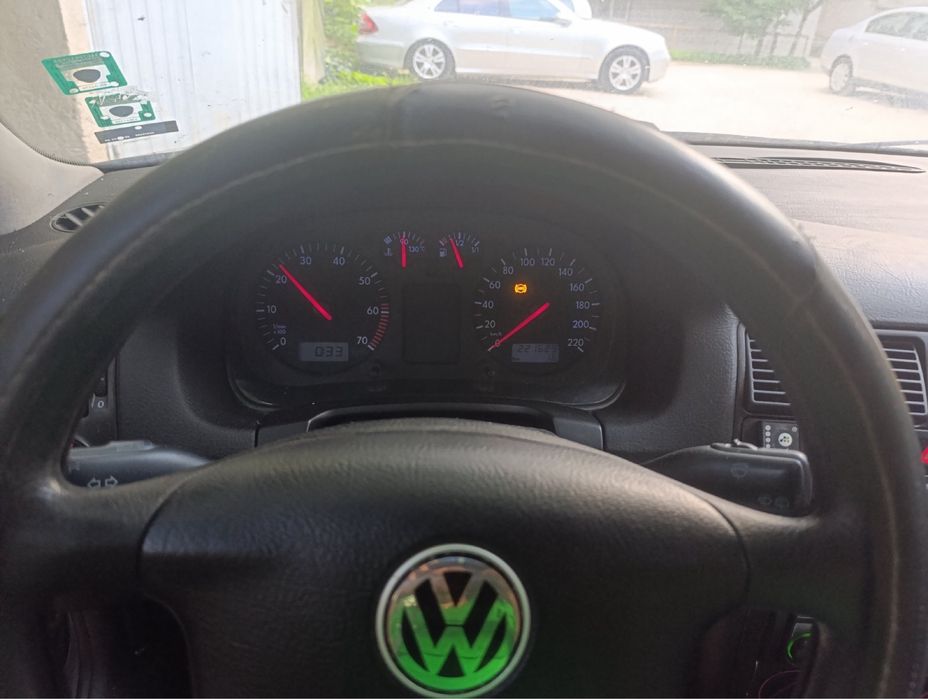 Голф Golf 4 1.4 16v 75 коня