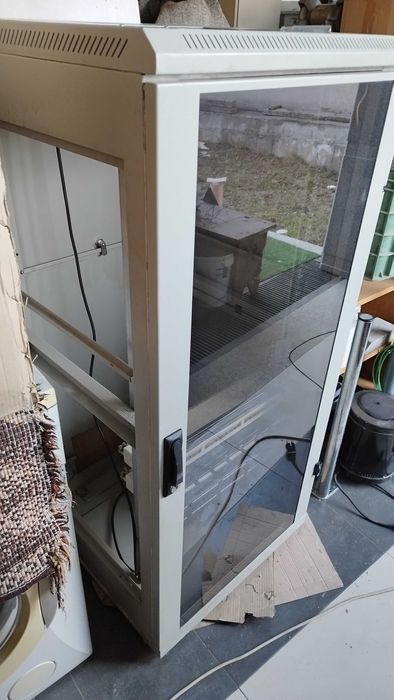 Рак шкаф - Комуникационен шкаф за компютъпно оборудване 60/60/132см