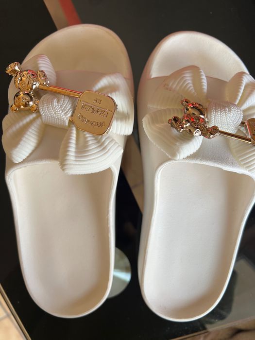 Чехли с платформа 5 см. Лято 2026