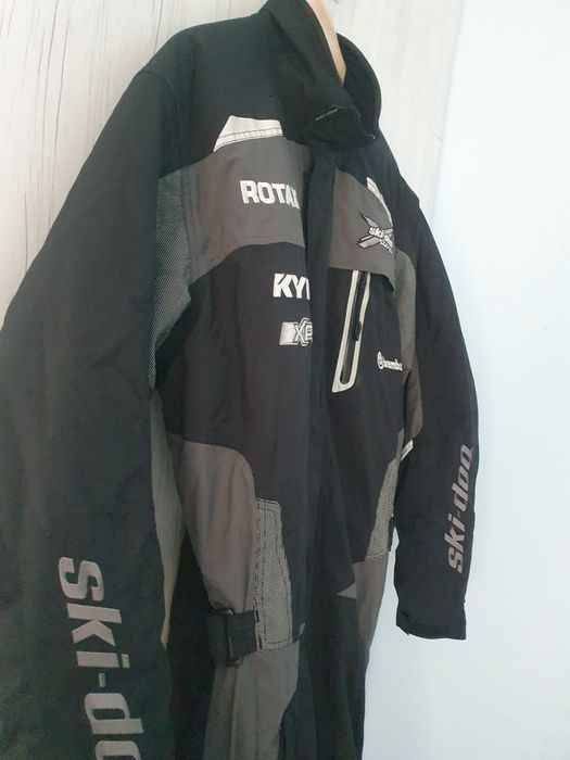 Costume de snowmobile de la ski-doo Team
