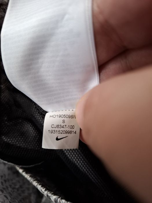 Nike дамско долнище S размер.