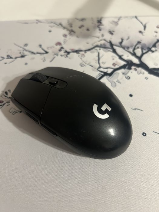 Продаю Logitech G302