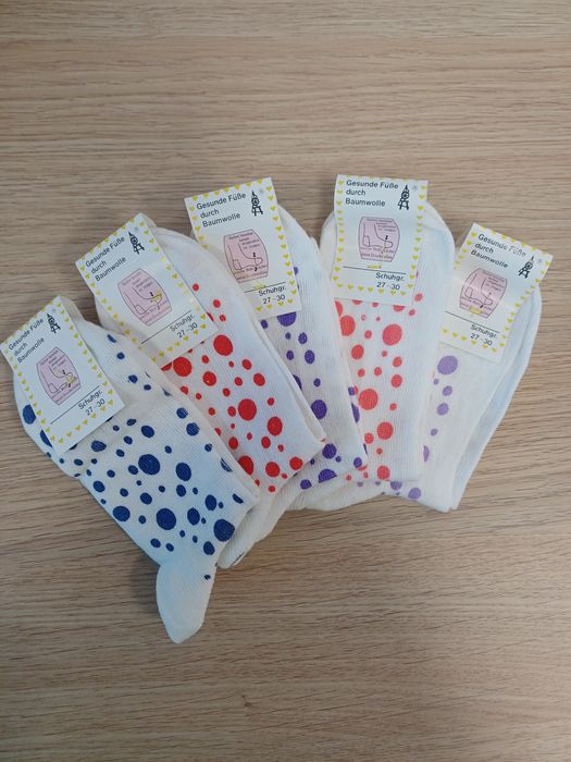 Детски едноцветни чорапи