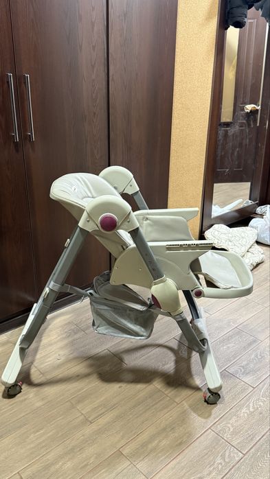 Детский стульчик для кормления