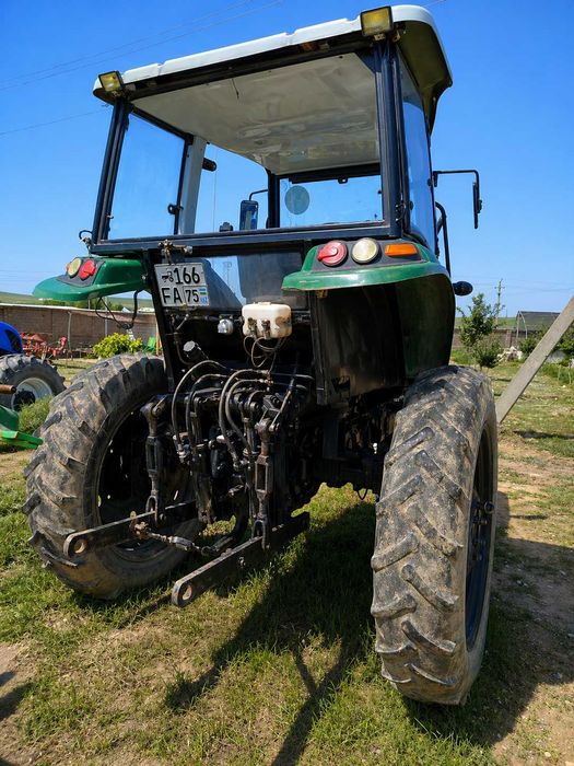 TTZ 811 Kuchli va ishonchli traktor