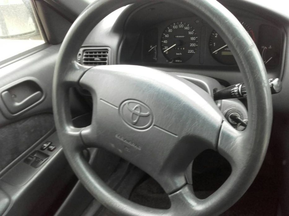 Toyota Corolla 99г. За части