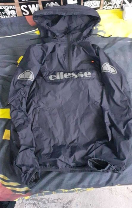 Ветровка и тактическо яке