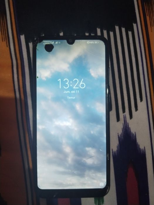 Honor 8A eski model