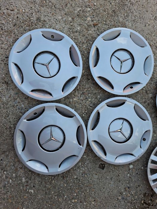 Продавам оригинални тасове за Ауди, Мерцедес и Мини.