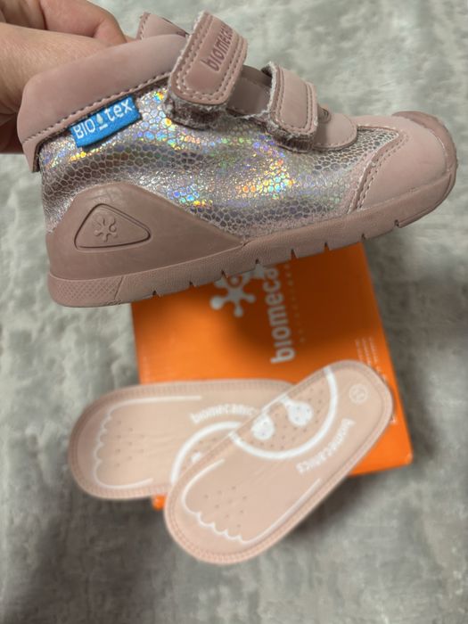 Обувки за прохождане  Biomecanics