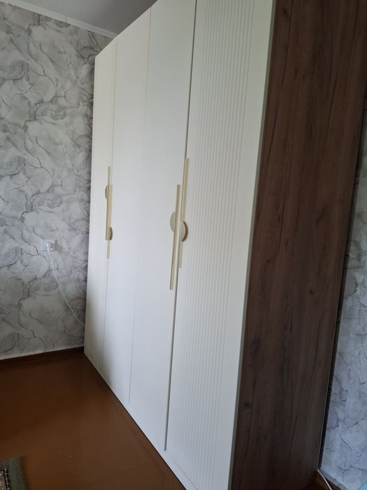 Продам вместительный шкаф для вещей
