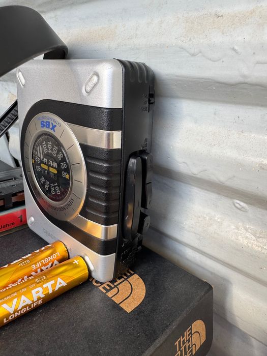 Диктофони и уокмени