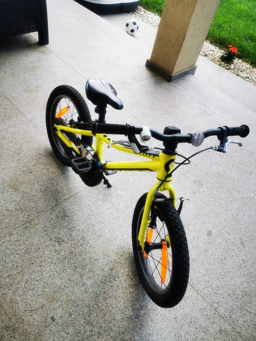Bicicleta Scott Scale 16"
