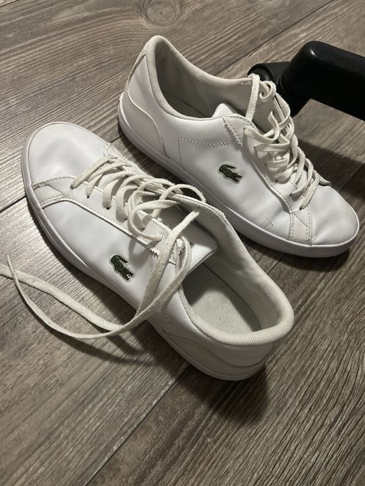 adidasi lacoste marimea 38