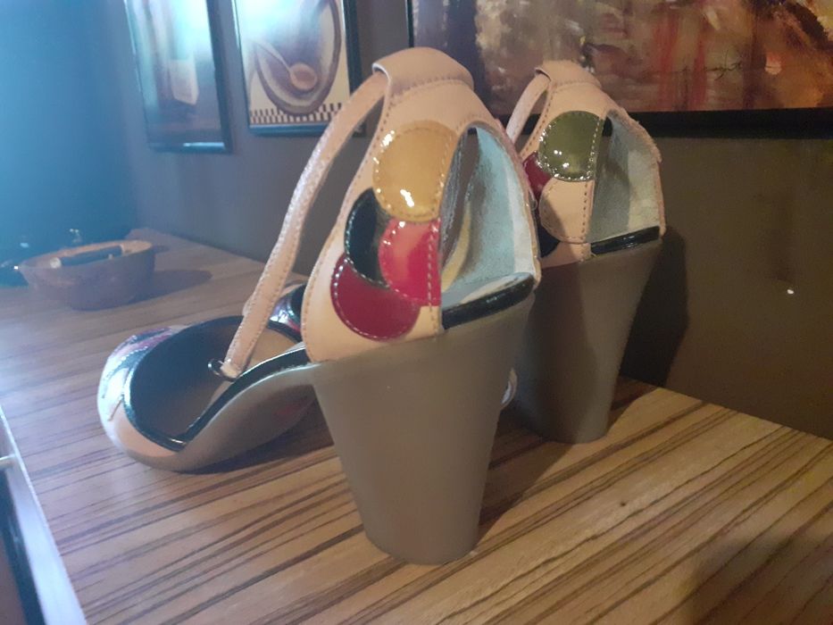 Дамски обувки