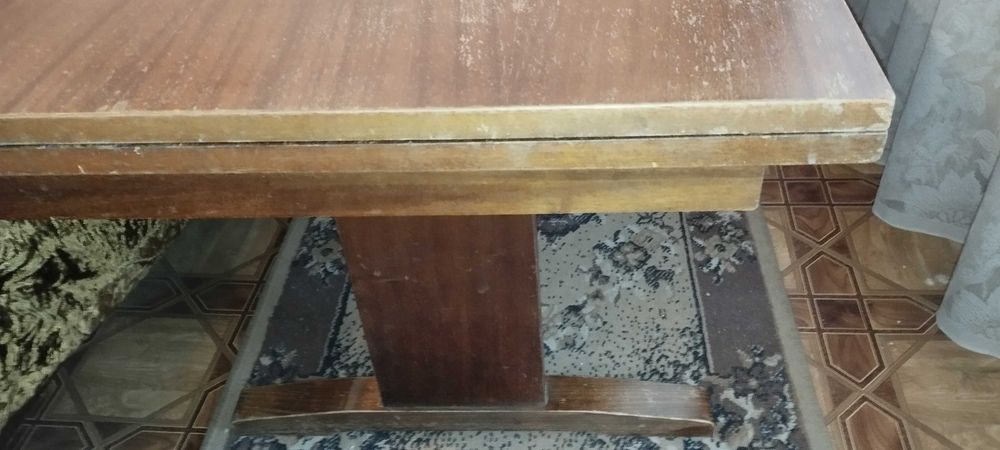 Холна масичка(дървена)