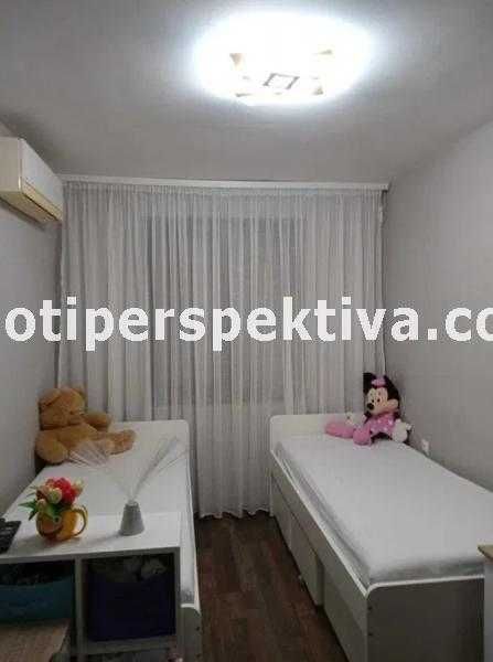 Продава се Тристаен апартамент в Пловдив, Кючук Париж - 78 кв.м за 1731 €/кв.м - Снимка #6