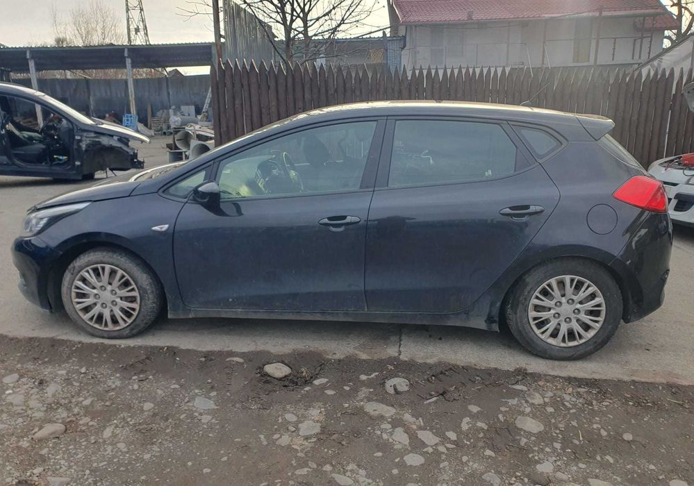 Dezmembrez Kia Ceed 2 Ecodynamics 1.6 CRDI 2013