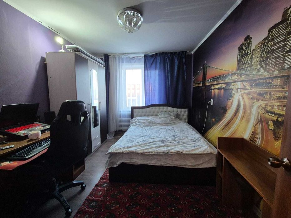 Продам 3 комнатную квартиру в центре