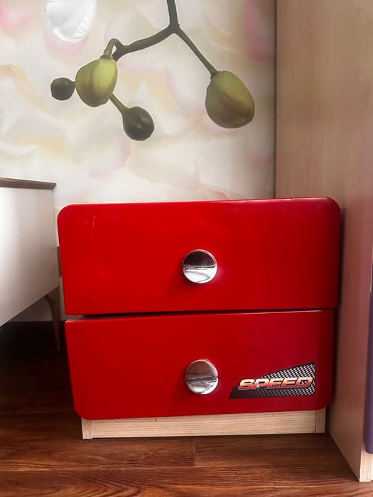 детская кровать автомобиль