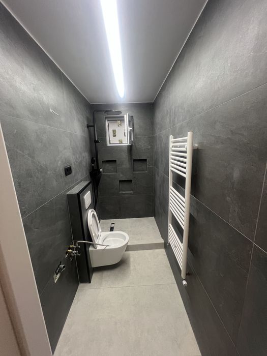 De vanzare Apartament 3 camere – Etaj 1 – renovat complet