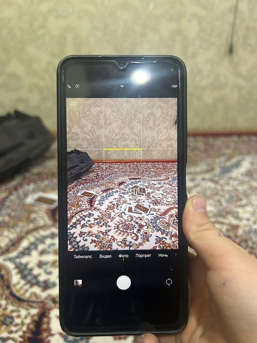 Продаю красивый телефон