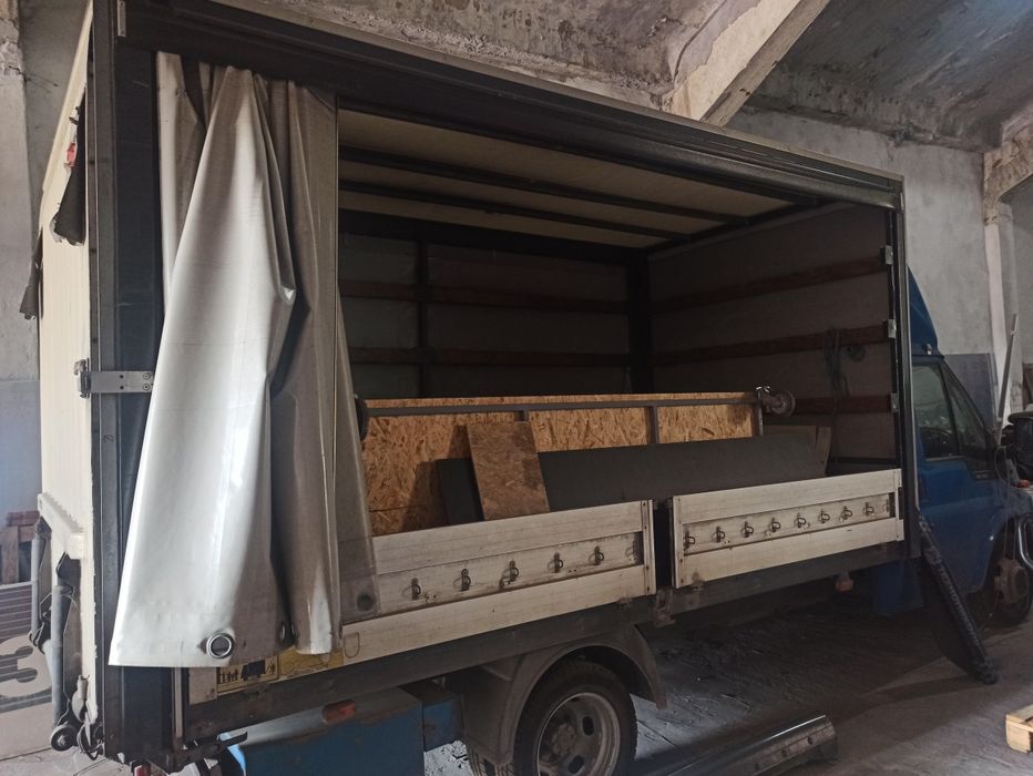 Микробус с Падащ Борд