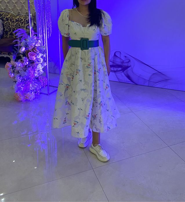 Платье очень красивое