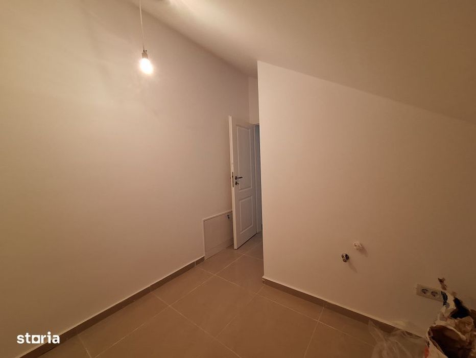 Apartament cu 3 camere- 71 mp utili-bucatarie inchisa- Pozitie excelen