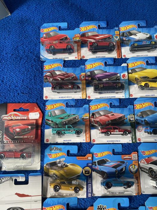 Колекционерски колички Hot wheels и Majorette