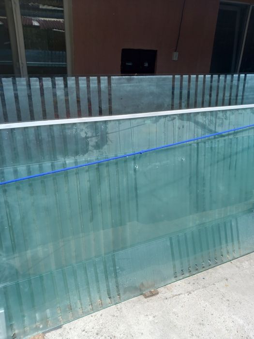 Vind Geamuri termopan securizat 1cm grosime lungime 3mt Lățime 1 50 plus ușă sticlă