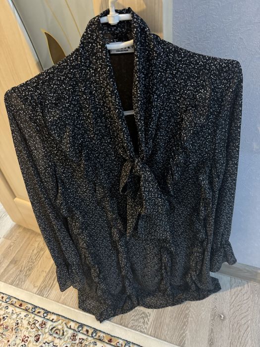 Продам все  платье