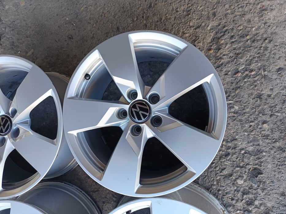 17ц.Оригинални джанти за Audi,Vw 5x112