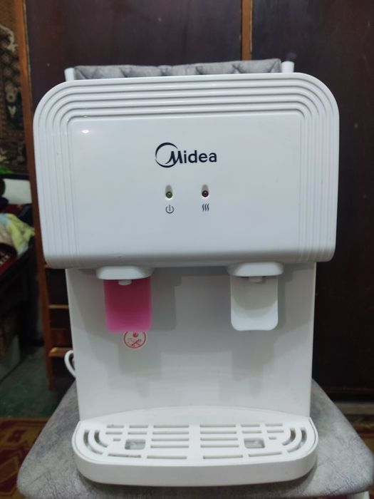 куллер для воды с подогревом