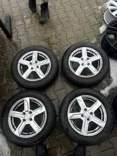 Jante Toyota Yaris Anvelope Iarna Dunlop Response 175 65 15