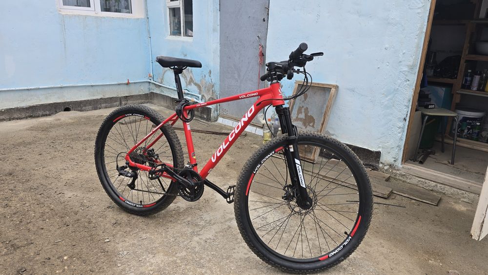 Велосипед спортивный гибрид