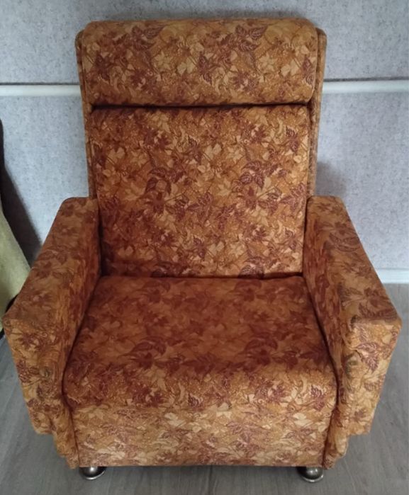 Продам б/у диван-книжка