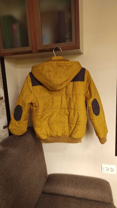 Куртки теплые на мальчика, рост 134-140 см