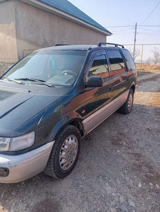 Mitsubishi Space Wagon, 1996 г.