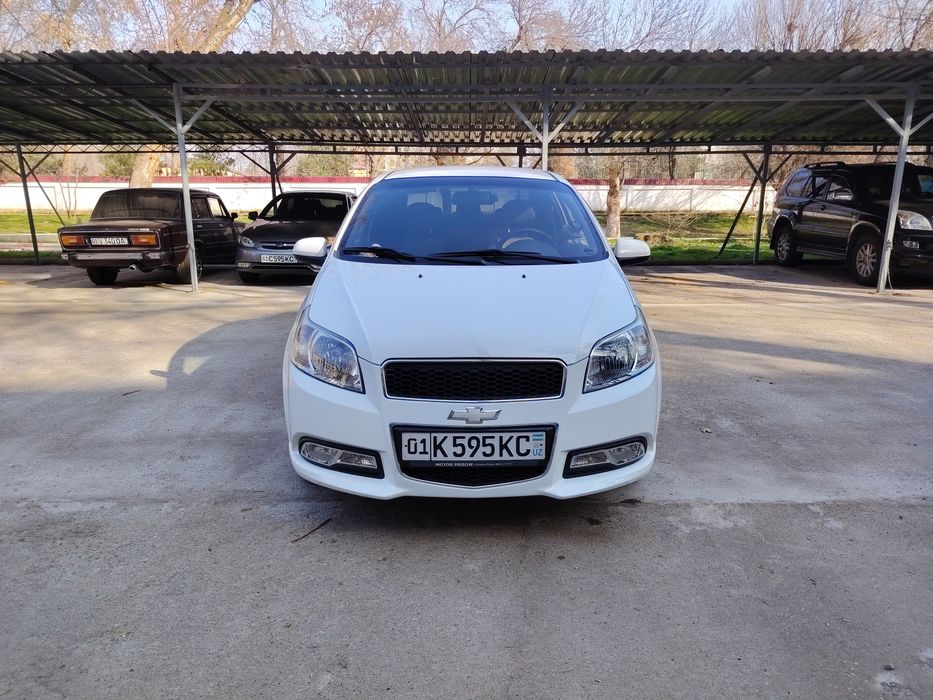 Продам свою нексия 3 автомат