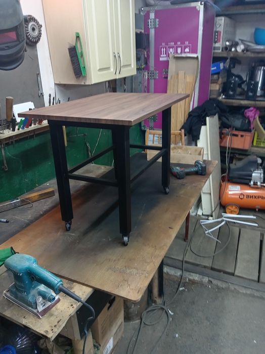 продам столик журнальный лофт