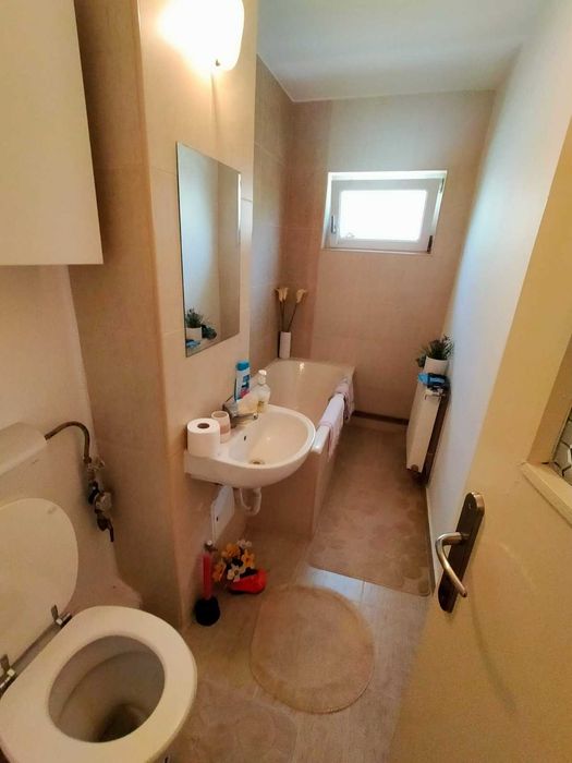 Vand ap 3 camere Spital Judetean