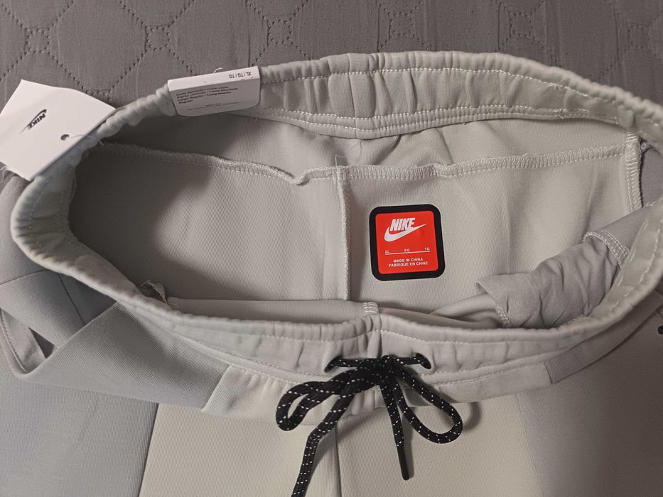 Nike Tech - спортно мъжко долнище
