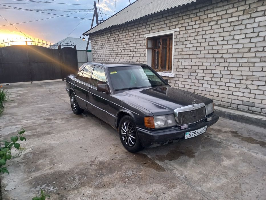 Продам Мерс-190. На ходу.