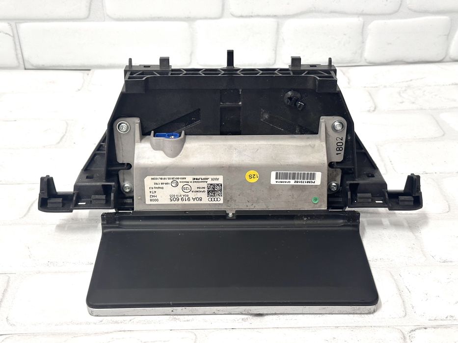 Навигация AUDI Q5 SQ5 FY 80A919605 Счупена