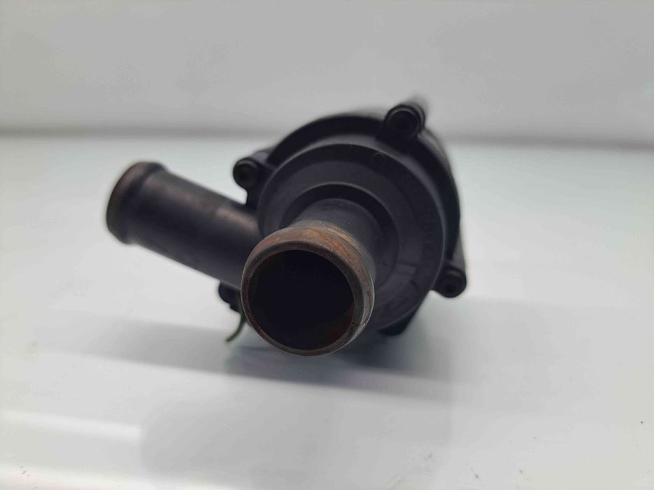Pompa recirculare apa Audi Q7 (4LB) [Fabr 2006-2014] 059121012 3.0 TDI