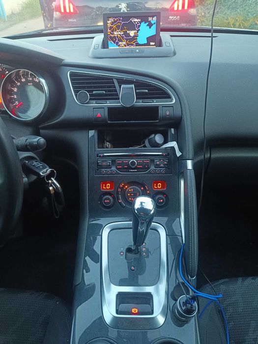 PEUGEOT 3008 2013 1.6HDI Automat Euro5